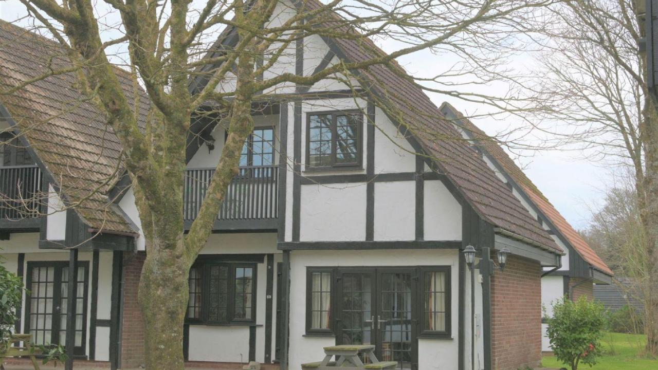 25 Tudor Court, Tolroy Manor เฮล ภายนอก รูปภาพ