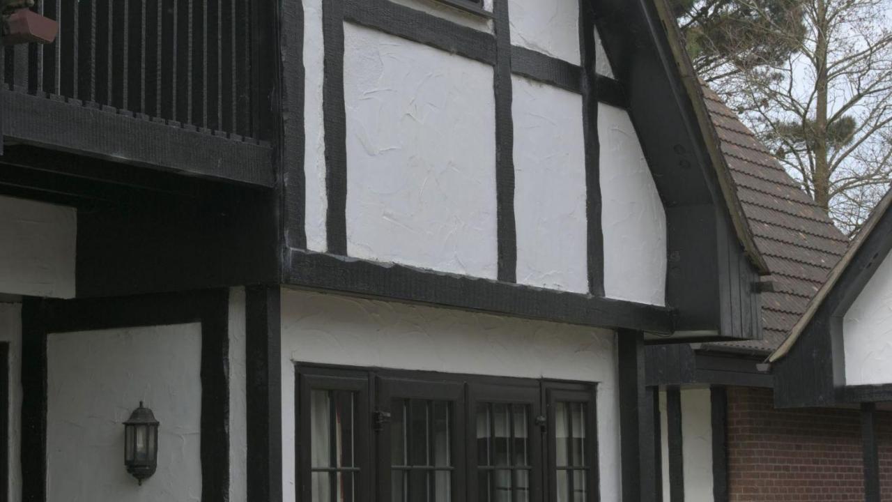 25 Tudor Court, Tolroy Manor เฮล ภายนอก รูปภาพ